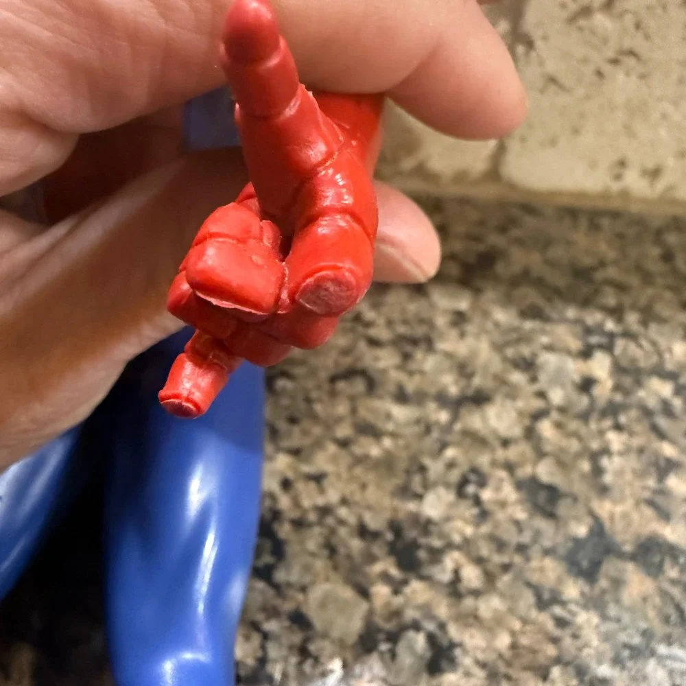 Hasbro Marvel Spider-Man Action Figure 12 Inch Titan Hero Series E0649‎ 2017 Red
